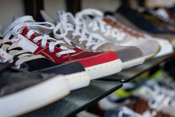 Fotos von Design-Kommunikation Uwe von der Wehd für Schuh & Leder Thumann Germering