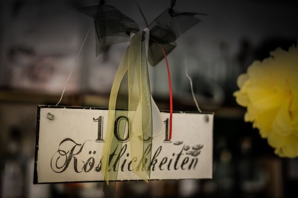 Fotos von Design-Kommunikation Uwe von der Wehd für Mages Feinkost in Germering